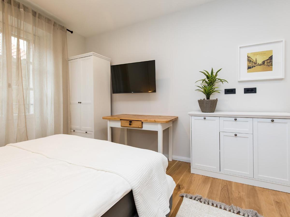 Newpremium Suite Sinjorina, Historical City Centre Porec Ngoại thất bức ảnh